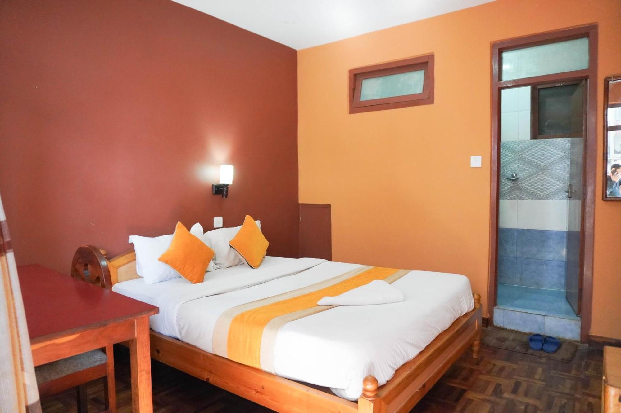 Basic Double Room